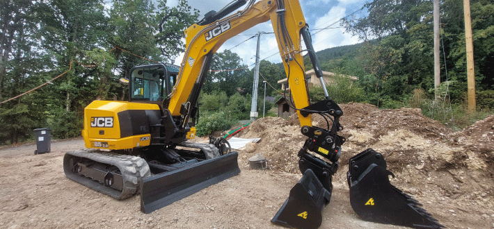 Photo Mini pelle jcb 8.5 tonnes 85Z-2